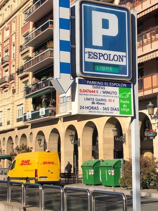 Gran Alojamiento En El Casco Antiguo De Logrono Ngoại thất bức ảnh